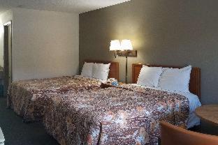 Travelers Inn & Suites Sumter Szoba fotó